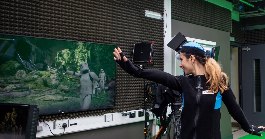 Model with wearable sensors in a motion feature simulation setting