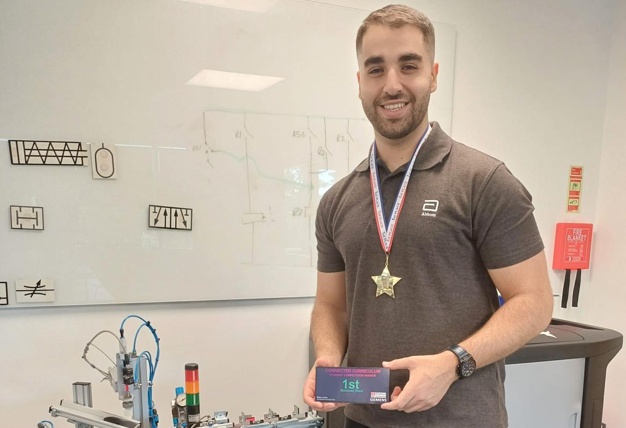 Mohamad Shaat with his production line project