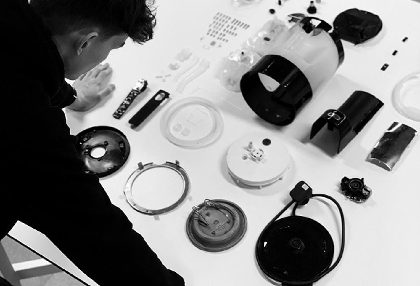 MDX alumnus wins best product design award
