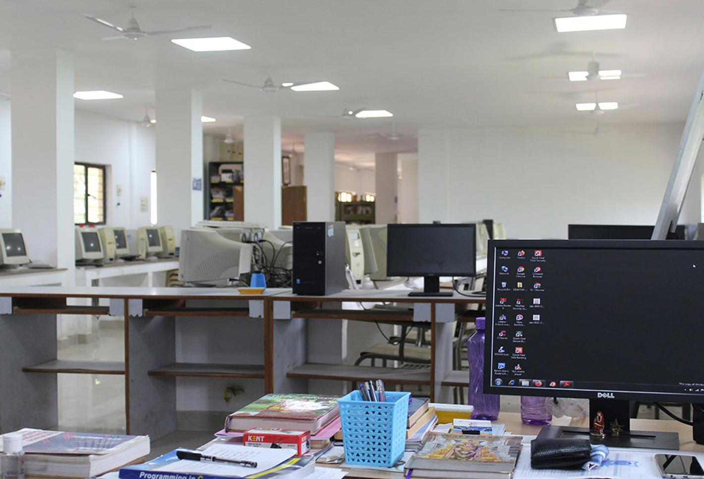computer technology lab