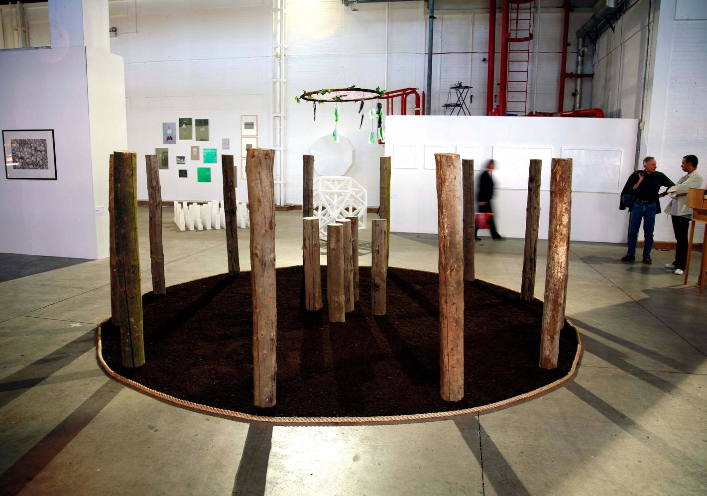 Wooden tree trunks in a circle
