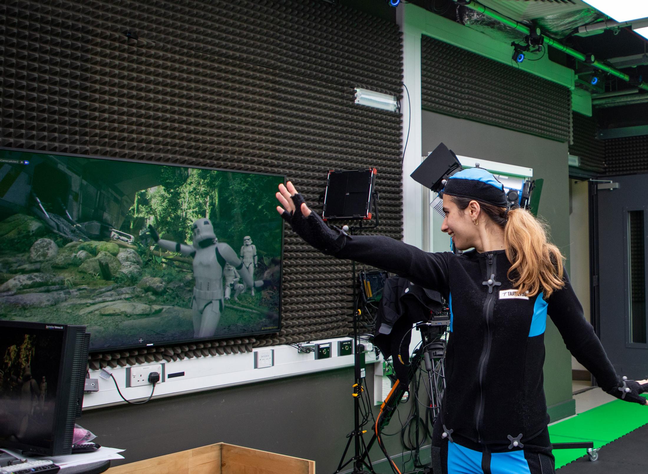 Model with wearable sensors in a motion feature simulation setting