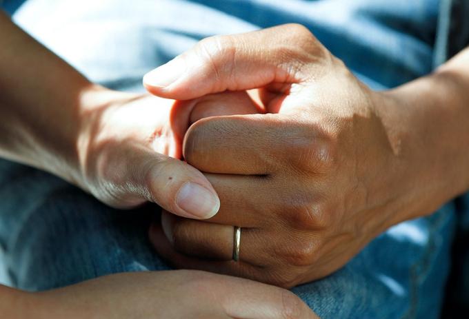 a click of care emotion representation with 2 hands