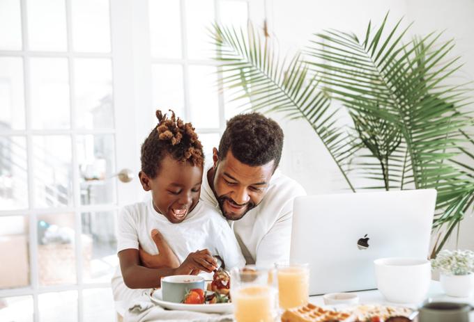Researchers win grant to investigate the transition to parenthood in UK SMEs