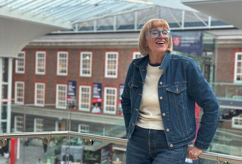 Nhà tâm lý keonhacai keo nha cai Philippa Perry trên gác lửng