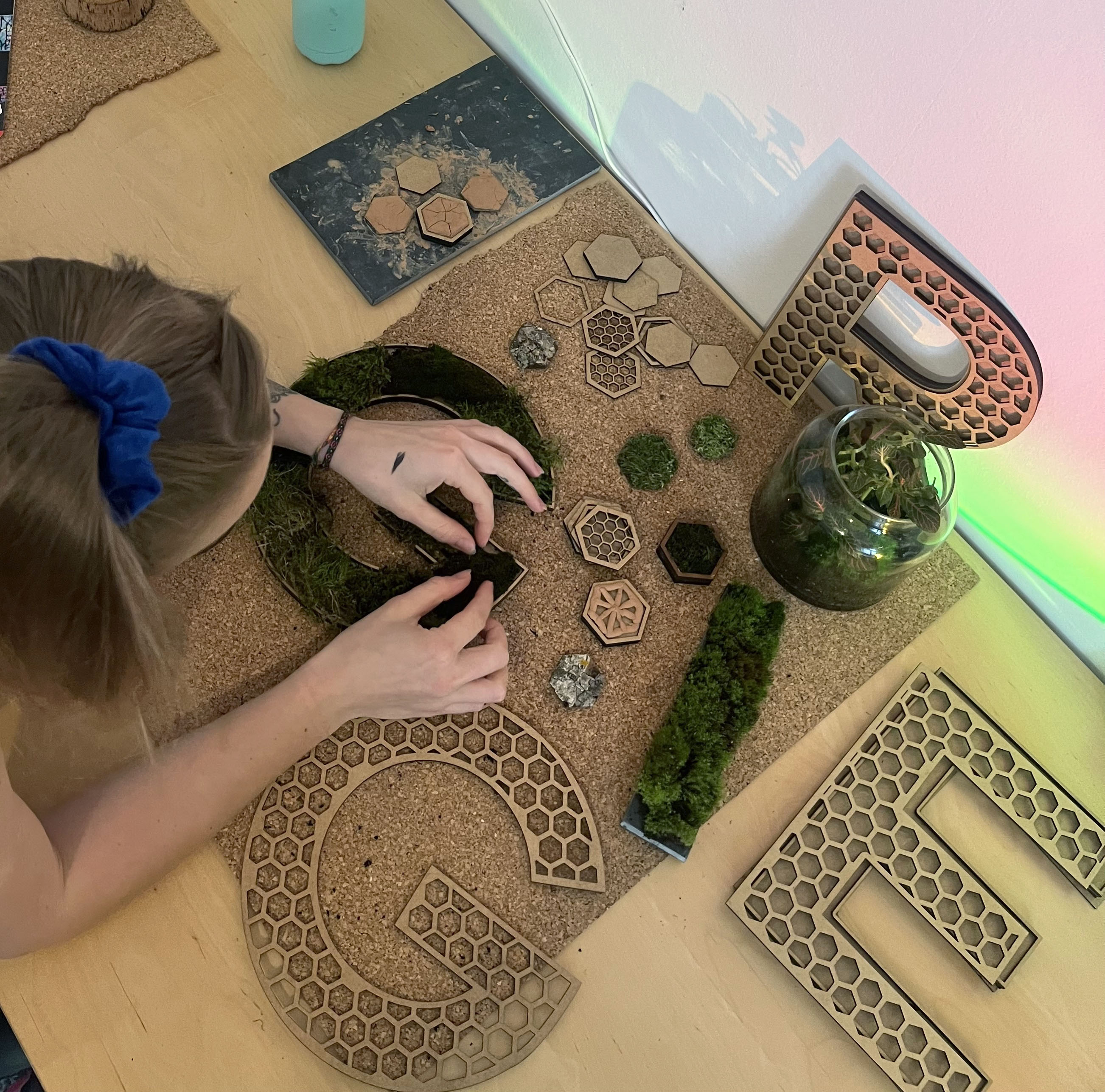 Trixi Marx working on biophiliac design concept, Growable Graphics
