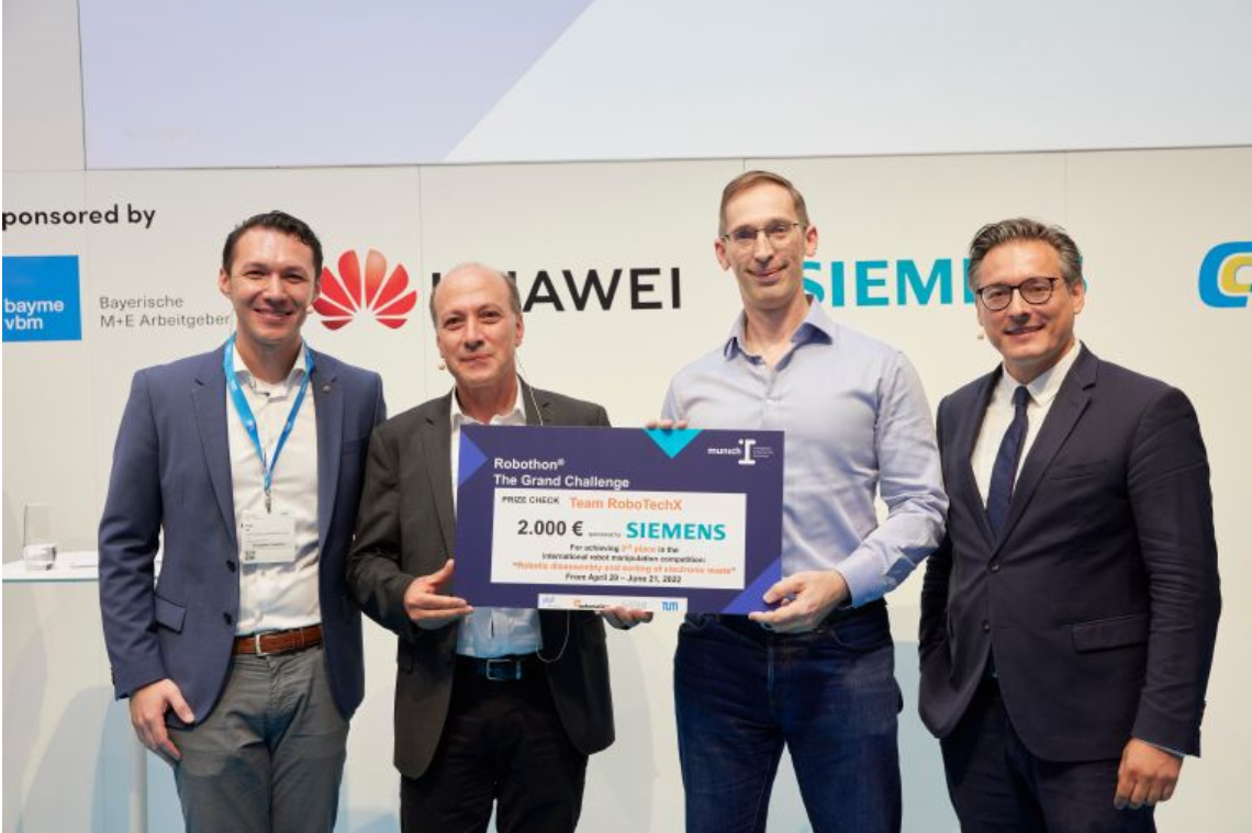 Robo-Tech-X-team-cheque