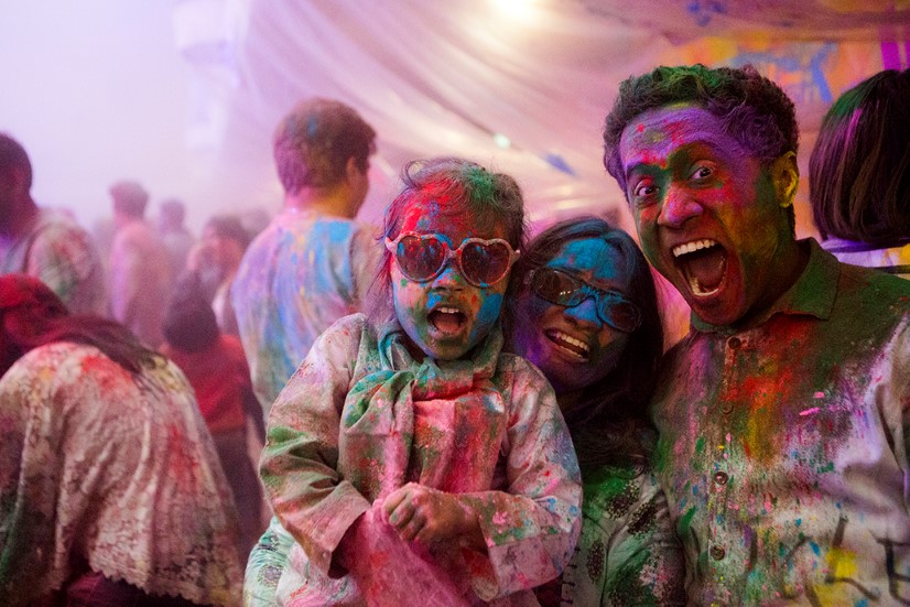 Dishoom Holi Event- A family of 3 portrait