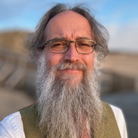 Headshot of Julian Stodd