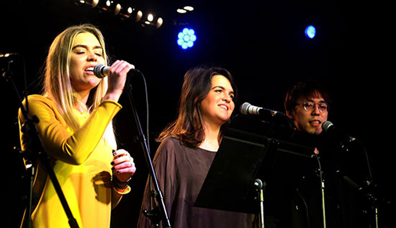 Music students singing at jazz concert